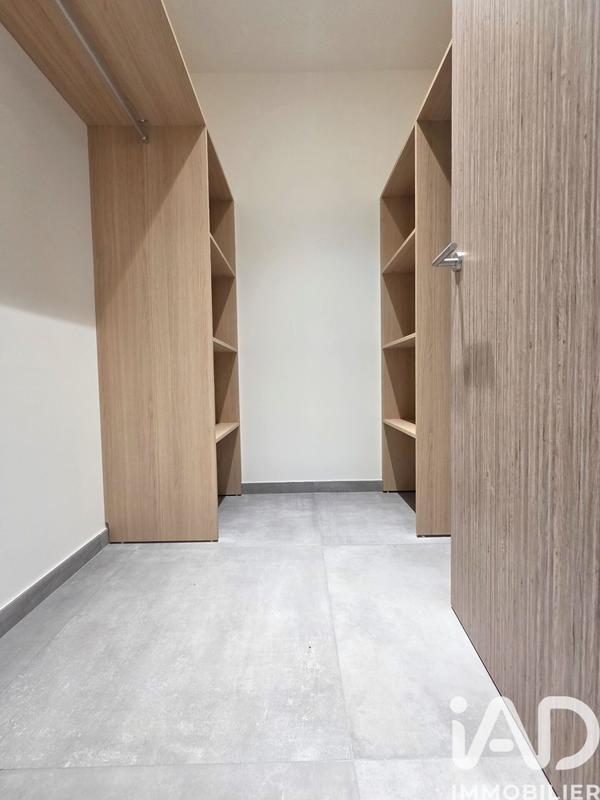 Appartement - 97 m² - 4 pièces