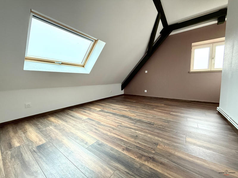 Maison - 104 m² - 5 pièces