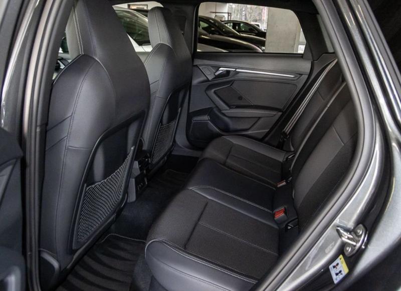 Audi A3 sportback 45 TFSIe 245 s-Line / Toit Ouvrant Matrix Led Sieges Elec Aff Tete Haute Regulateur de Distance