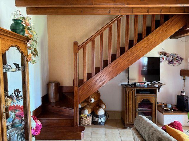 Maison - 259 m² - 9 pièces