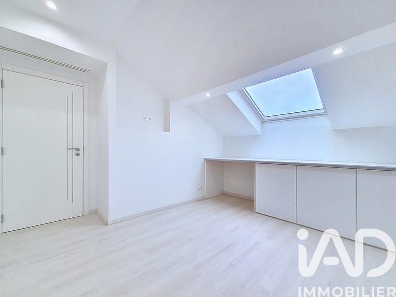 Maison - 159 m² - 7 pièces