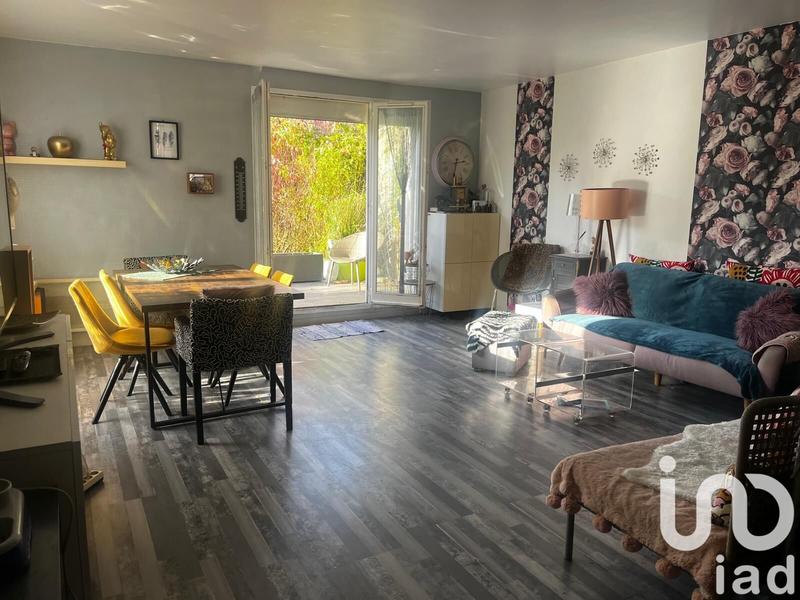 Maison - 95 m² - 5 pièces