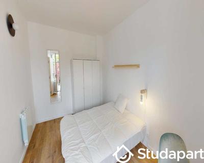 Chambre - 95 m² - 1 pièce