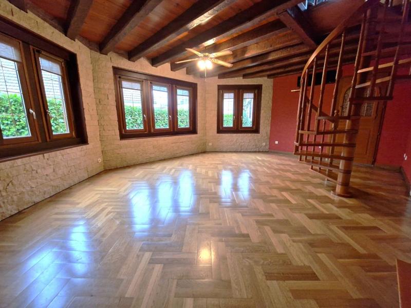 Maison ancienne - 170 m² - 6 pièces