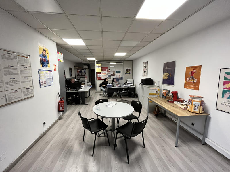 Local d'activités - 75 m²