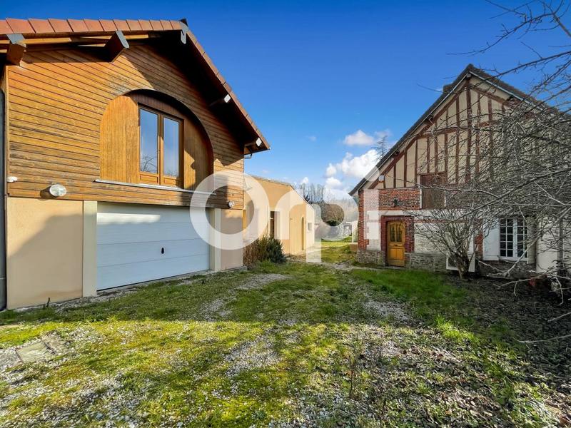 Maison - 300 m² - 8 pièces