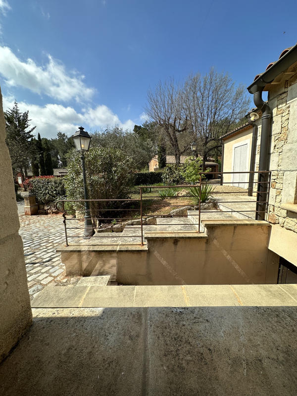 Maison - 150 m² - 4 pièces