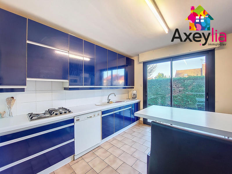 Maison - 122 m² - 6 pièces