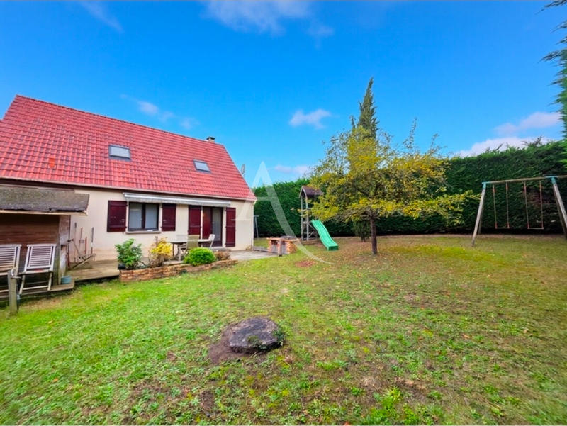 Maison - 98 m² - 5 pièces