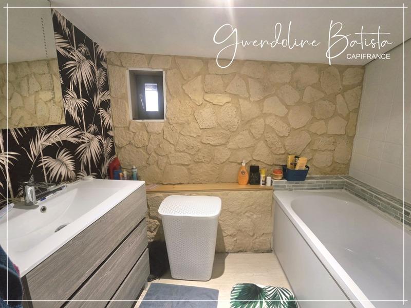 Maison - 200 m² - 6 pièces