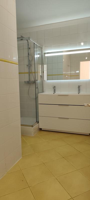 Appartement - 70 m² - 3 pièces