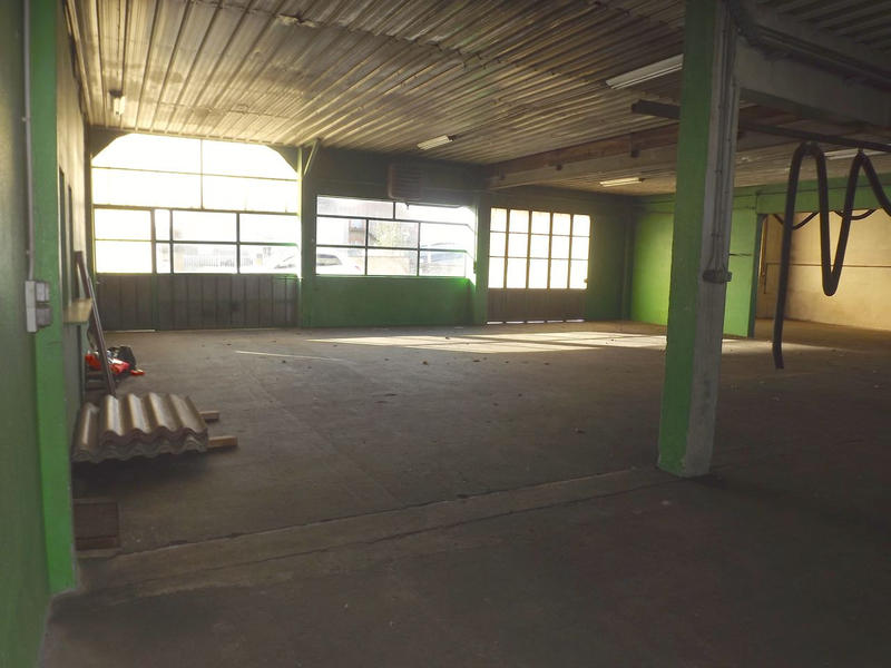 Local commercial - 820 m²