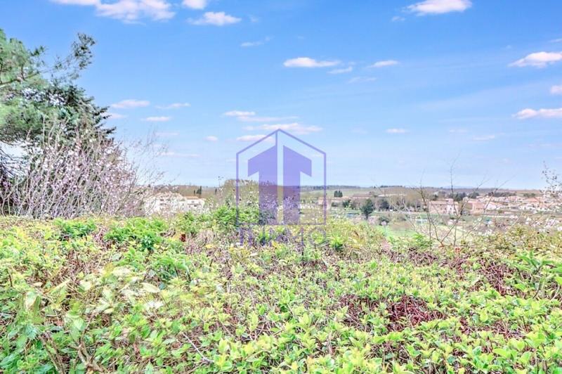 Maison - 400 m² - 10 pièces