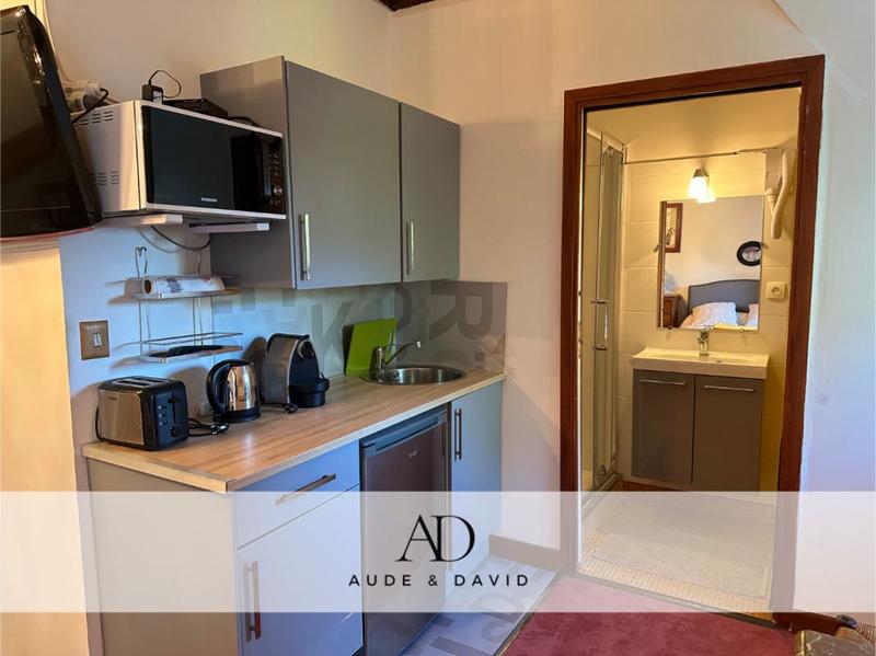 Maison - 200 m² - 10 pièces