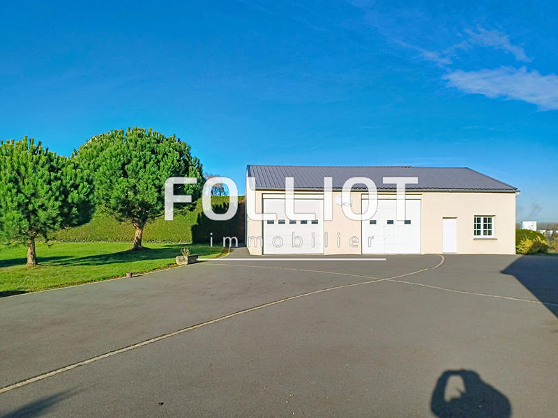 Maison - 245 m² - 9 pièces