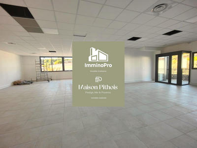 Local d'activités - 144 m²