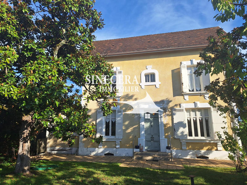 Maison - 170 m² - 7 pièces