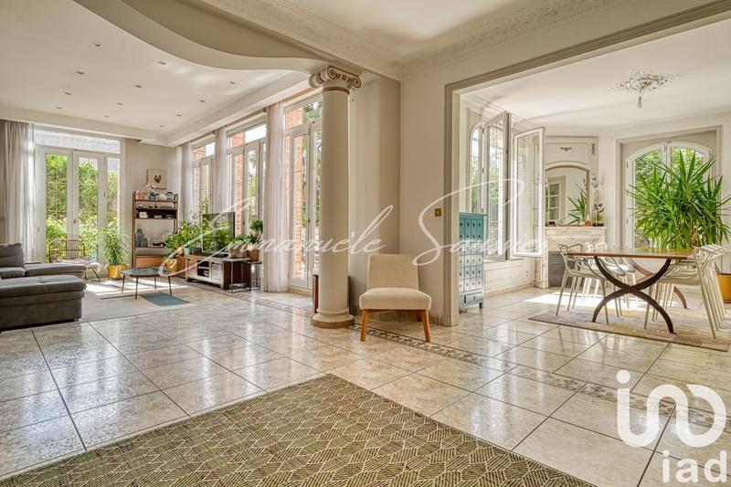 Maison de maîtres - 223 m² - 10 pièces