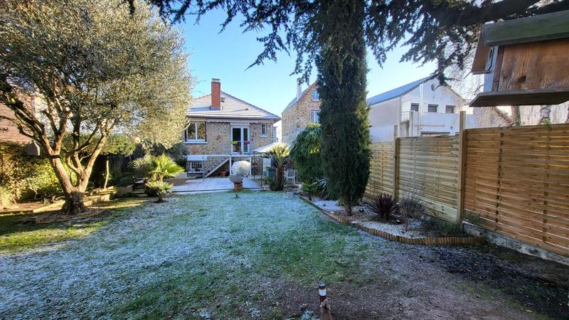 Maison - 113 m² - 5 pièces