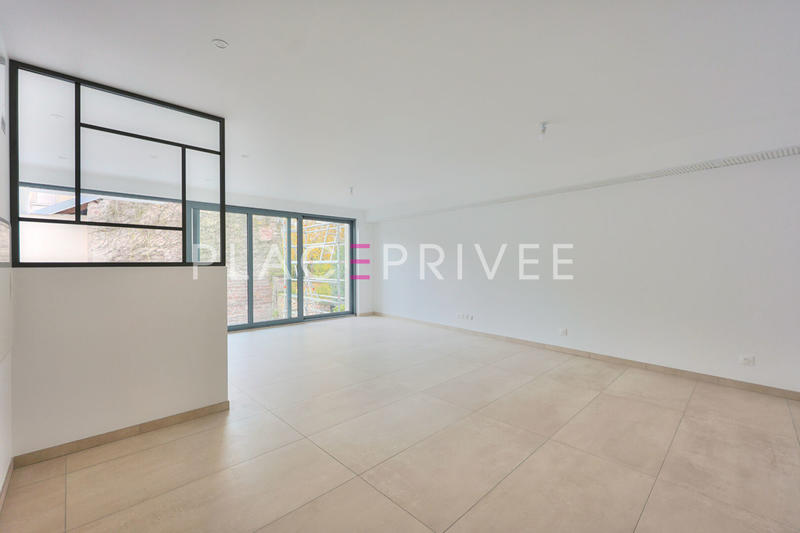 Appartement - 82 m² - 3 pièces