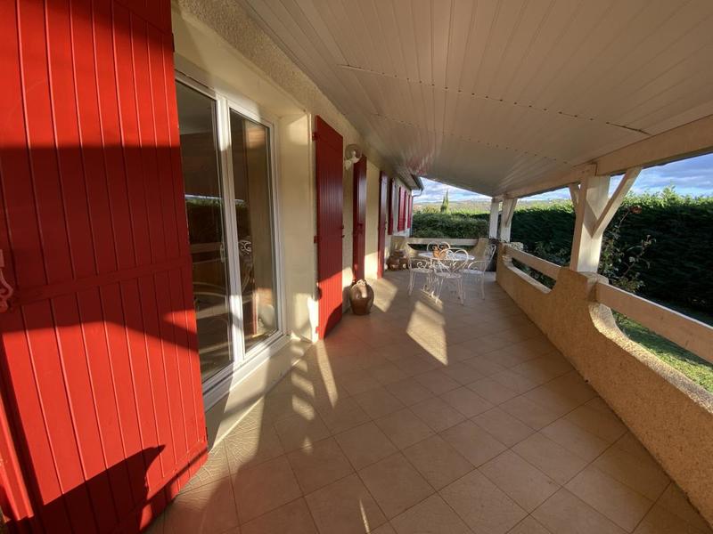 Maison - 170 m² - 7 pièces