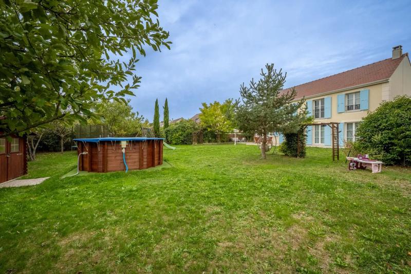 Maison - 199 m² - 7 pièces