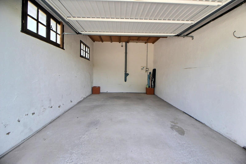 Maison - 270 m² - 5 pièces