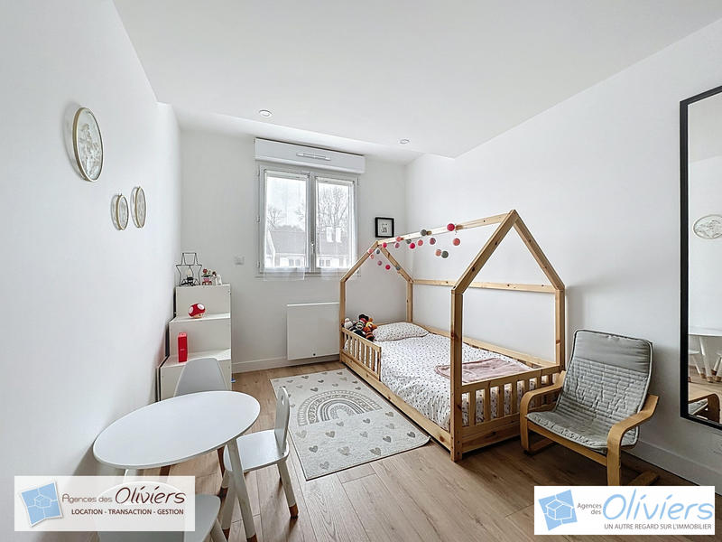 Maison - 91 m² - 5 pièces