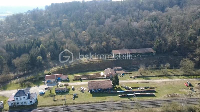Maison de campagne - 727 m² - 5 pièces