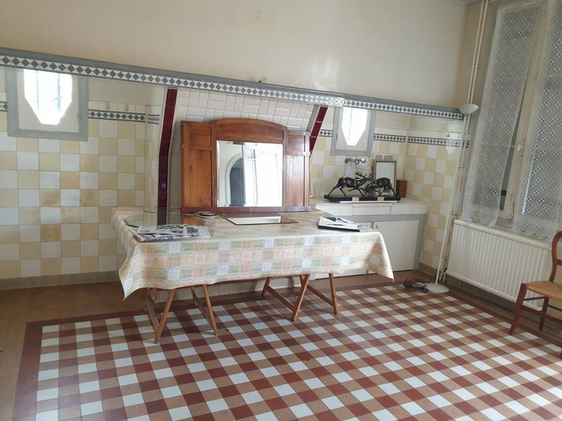 Local d'activité / Entrepôt - 1 251 m² - 29 pièces