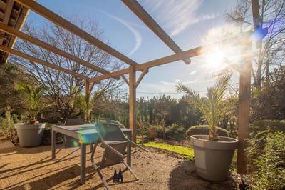 Maison - 260 m² - 8 pièces