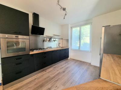 Maison - 90 m² - 3 pièces