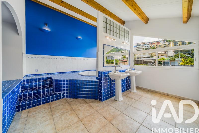 Duplex - 197 m² - 5 pièces