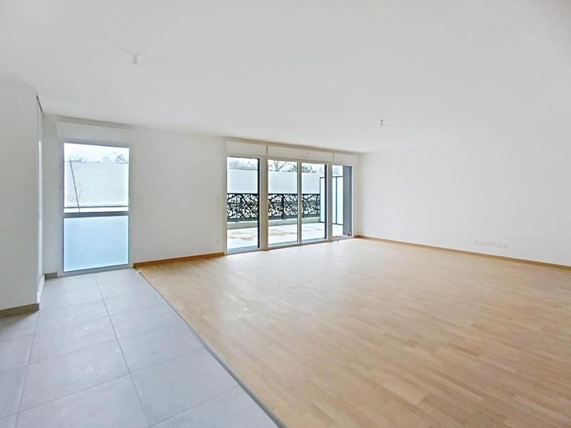 Appartement - 99 m² - 4 pièces