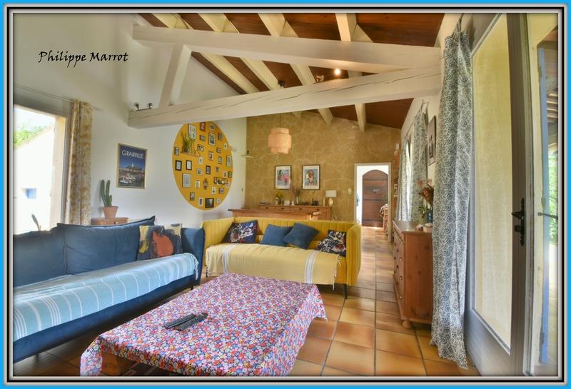 Villa - 143 m² - 6 pièces