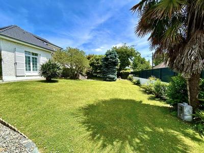 Maison - 224 m² - 6 pièces