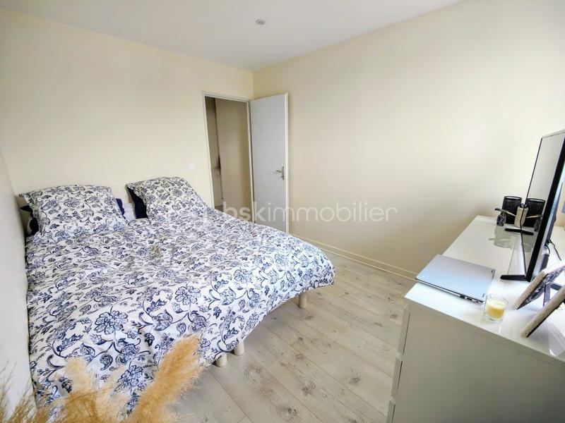 Appartement - 75 m² - 5 pièces