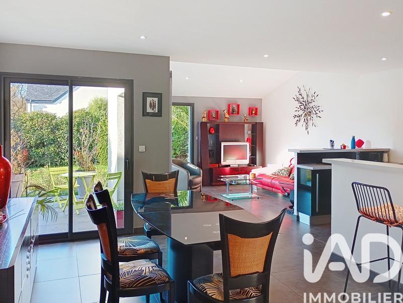 Maison - 110 m² - 5 pièces