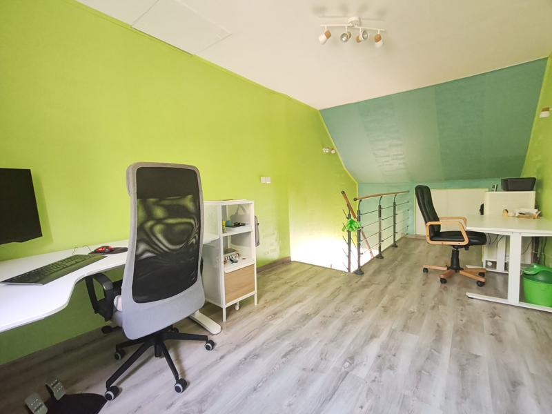 Maison - 98 m² - 4 pièces