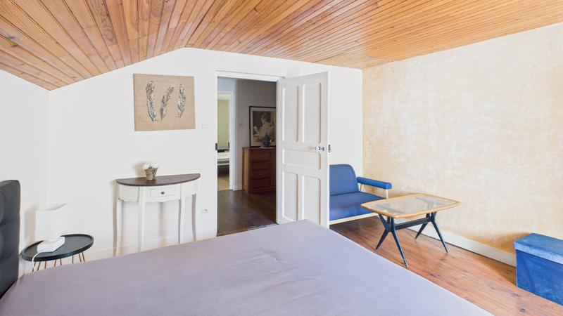 Mas - 780 m² - 20 pièces