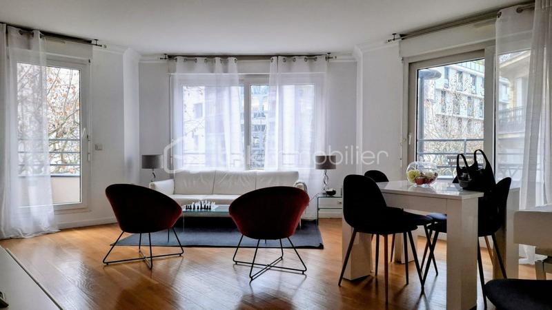 Appartement - 91 m² - 4 pièces