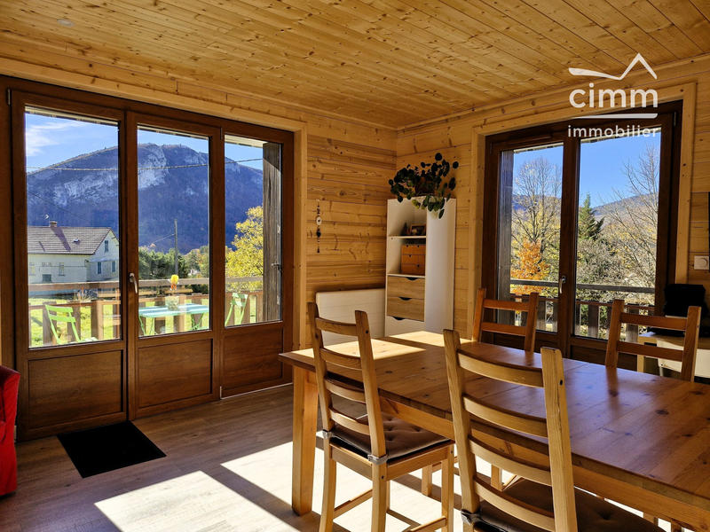 Maison - 89 m² - 4 pièces