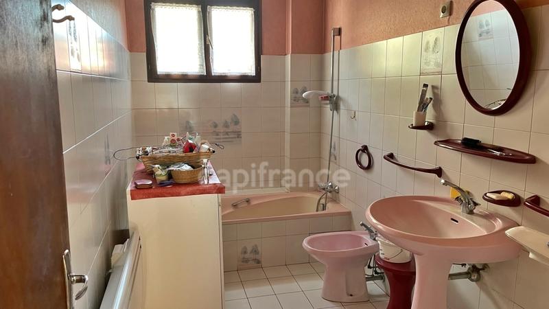 Maison de village - 140 m² - 4 pièces