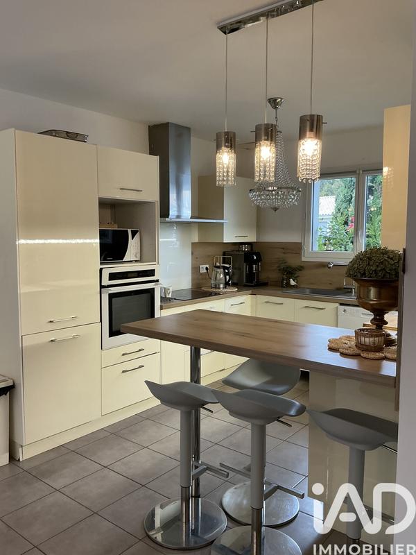 Maison - 105 m² - 4 pièces