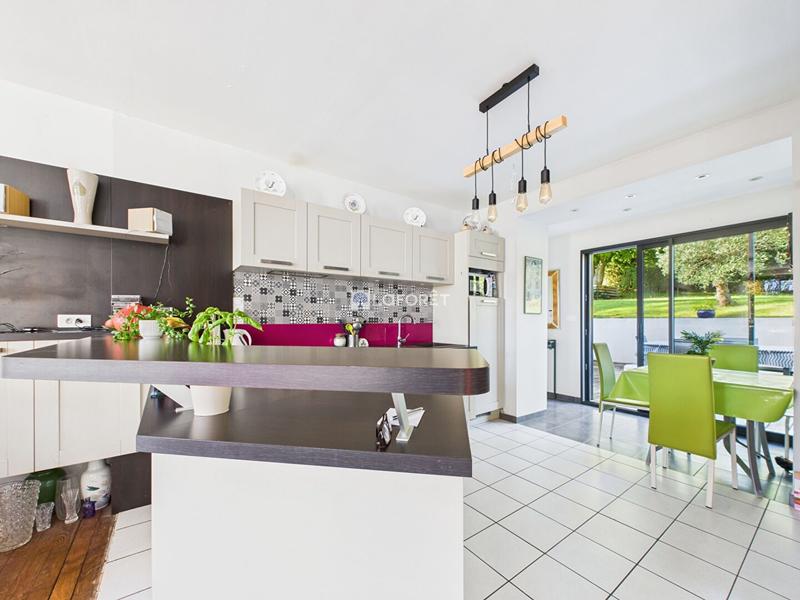 Maison - 170 m² - 7 pièces