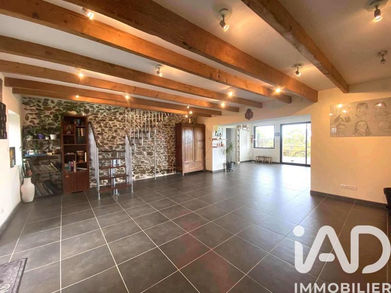 Maison - 110 m² - 4 pièces