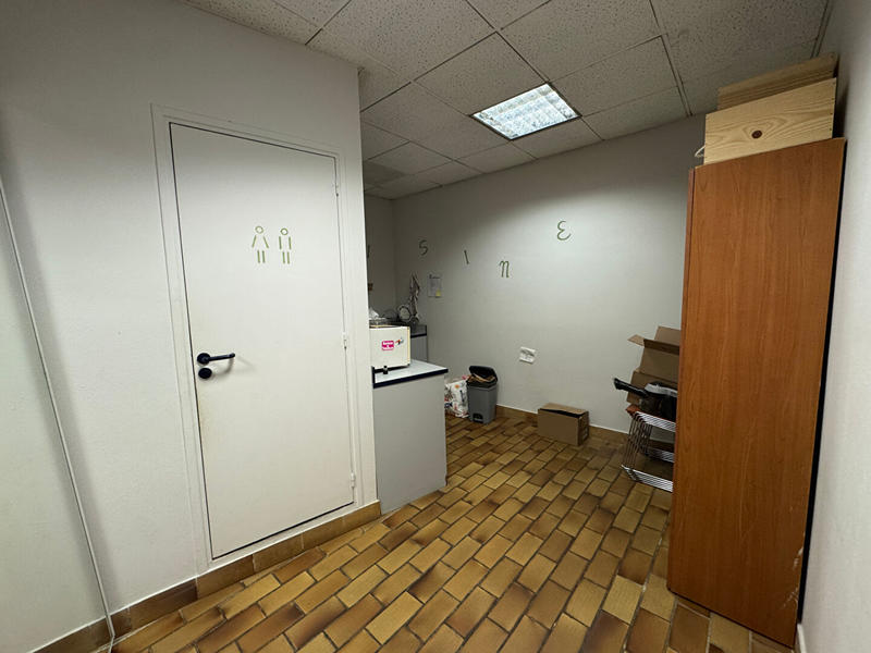 Local commercial - 159 m² - 5 pièces
