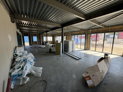 Local commercial - 630 m² - 4 pièces