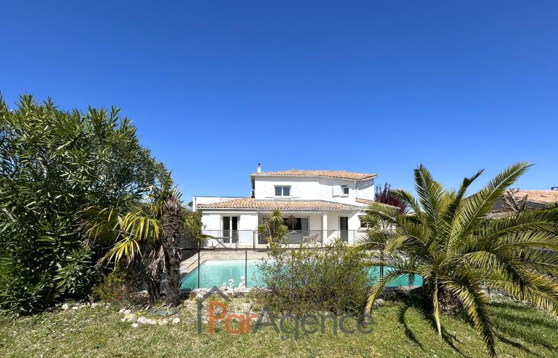 Maison - 184 m² - 6 pièces