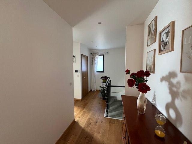 Maison - 106 m² - 4 pièces